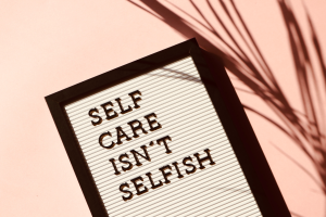 The Art of Holiday Self-Care for Divorced Individuals